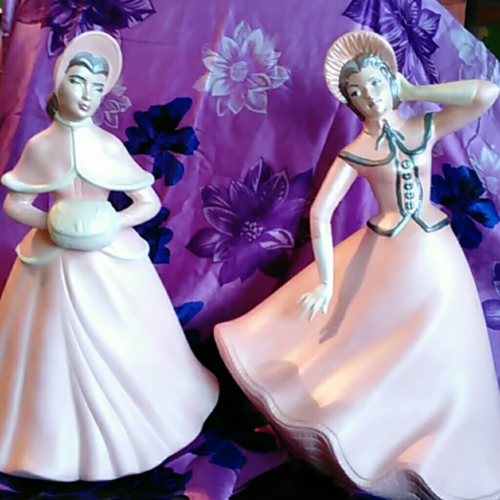 VICTORIAN VINTAGE LADY FIGURINES